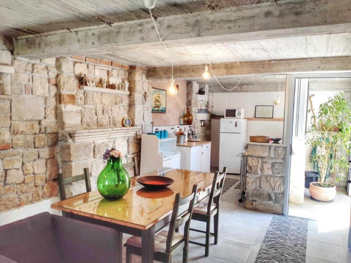 Minimalistic Oasis By The Sea In Stanici Villa Čelina Eksteriør bilde