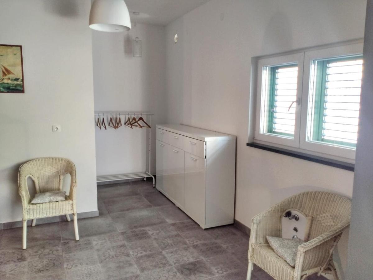 Minimalistic Oasis By The Sea In Stanici Villa Čelina Eksteriør bilde